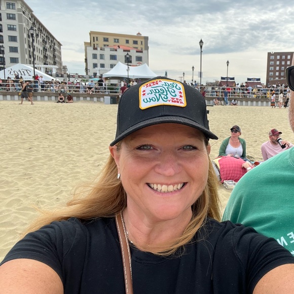 Meet your Posher, Bernadette - Picture 1 of 1